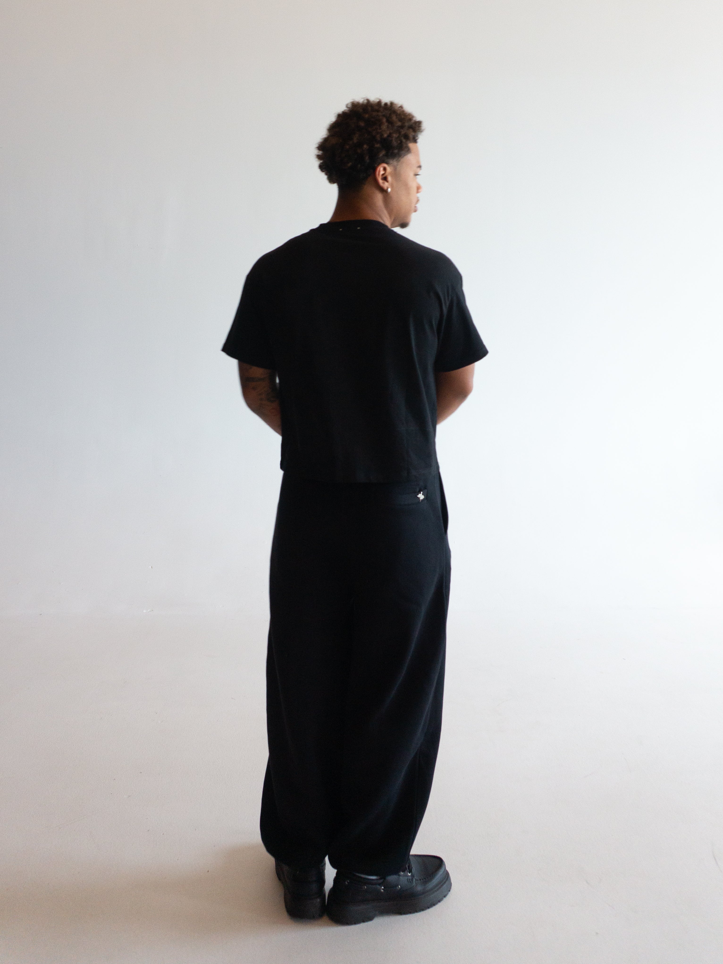 a carpenter's bride - black